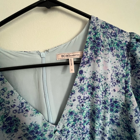 BCBGeneration Blue Puff Sleeve Hydrangea Maxi Dress - Picture 4 of 4